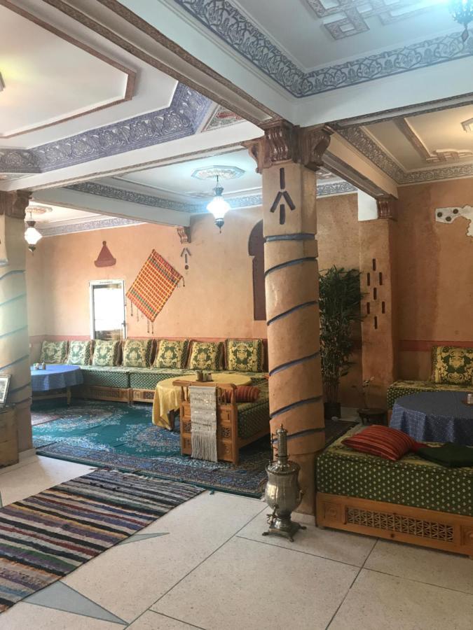 Auberge Restaurant Zahra Boumalne Eksteriør billede